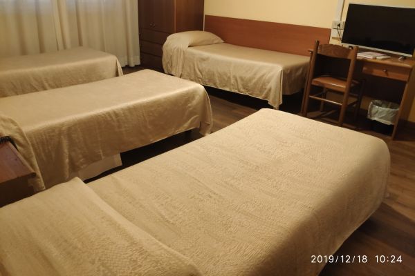Giappone Inn Parking (Livorno)